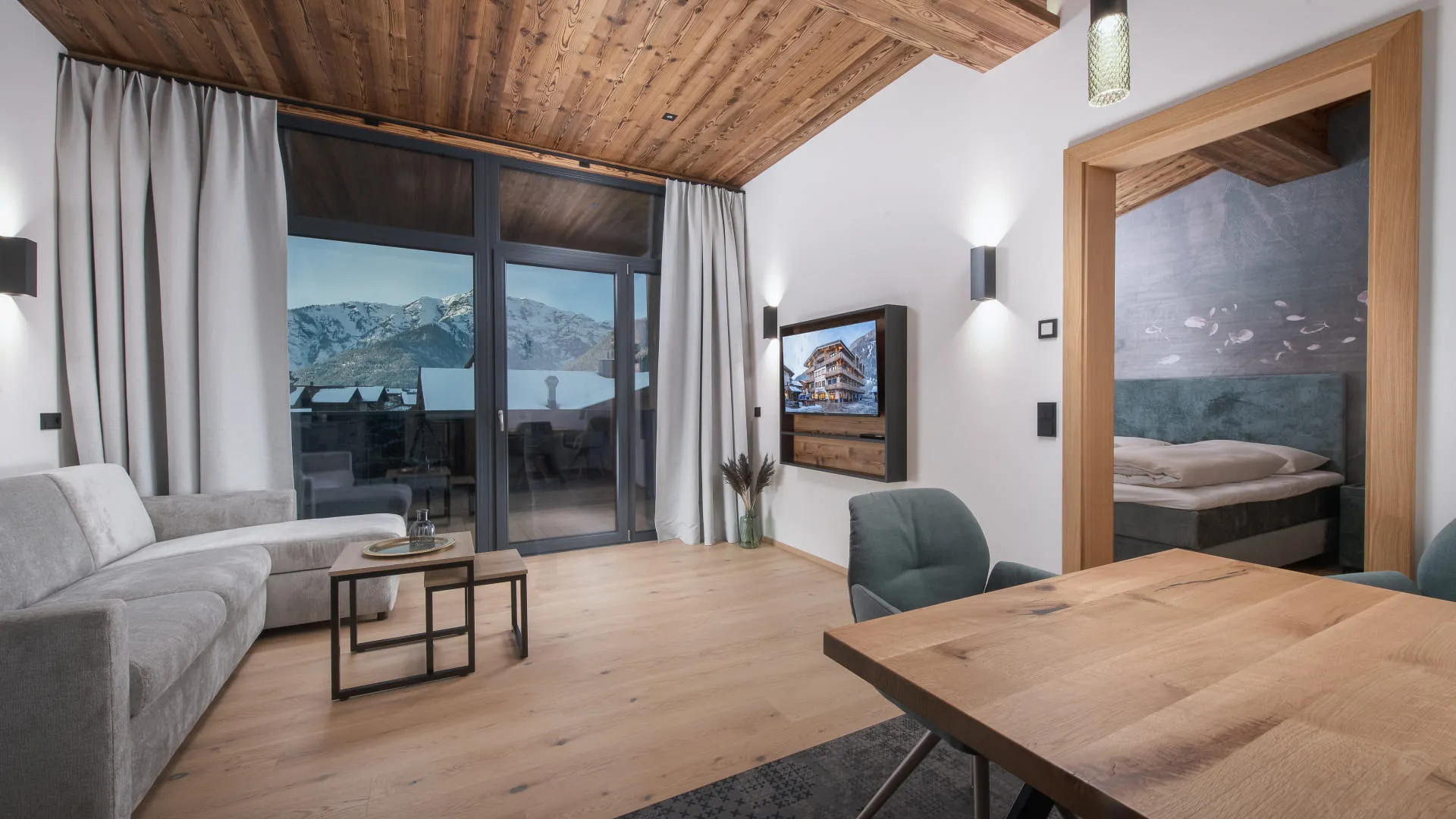 Helles, modernes Appartement mit großzügigem Wohnbereich in Grautönen